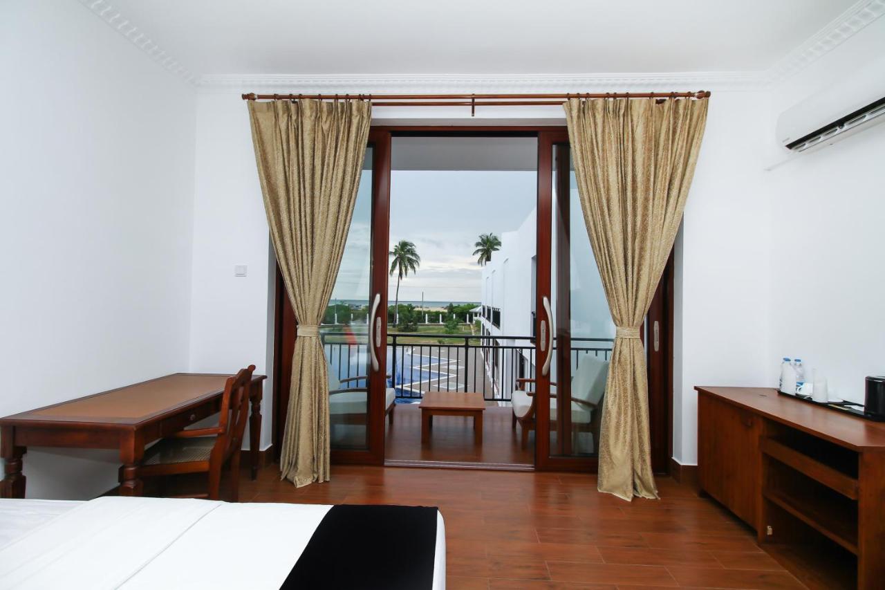 Capital Wind Kalpitiya "Wind Beach" Экстерьер фото